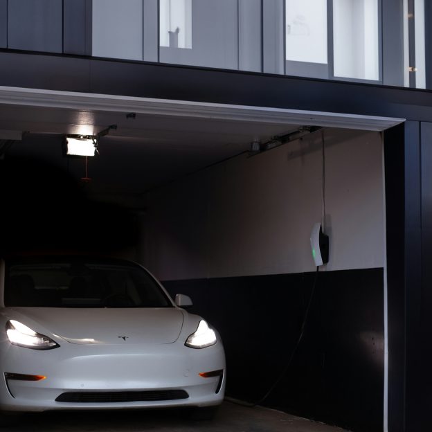 priscilla-du-preez-tjUD8rg38po-unsplash